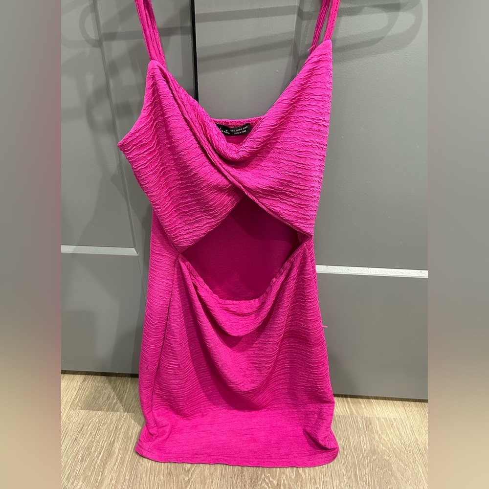 Chic Fuchsia Mini Dress with Cutout Design